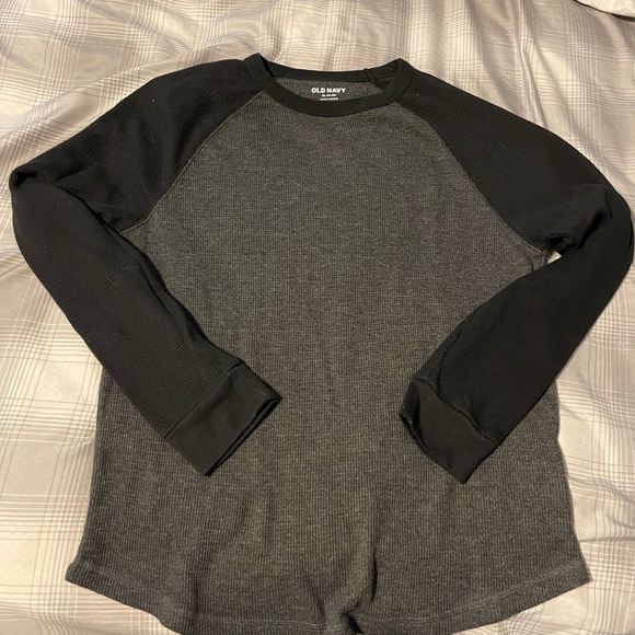 Old Navy thermal style boys shirt, size XL - Picture 1 of 2